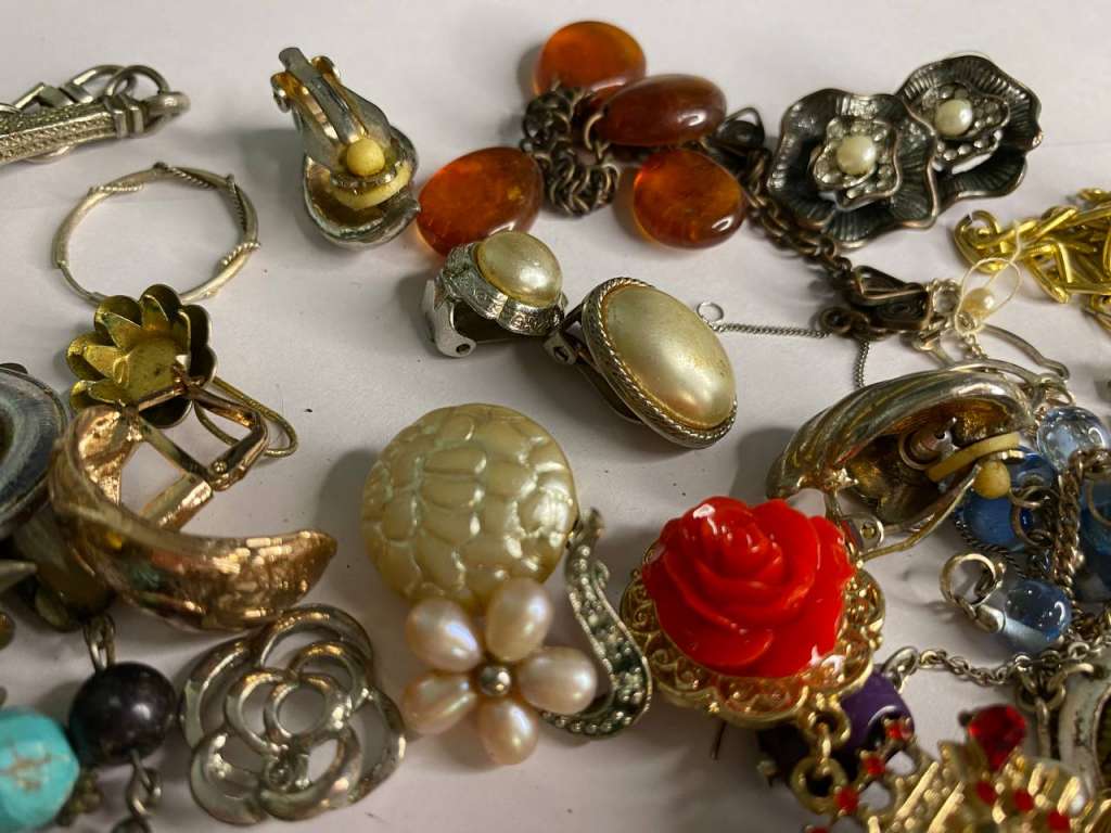 Набор бижутерии подвески брелки