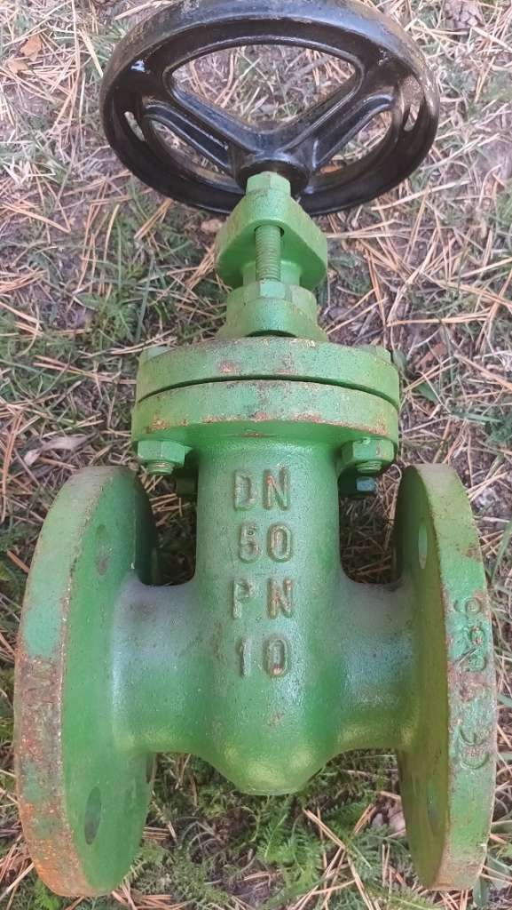 Клапан запорный судовой