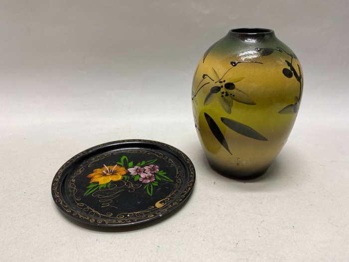 Ваза керамическая и поднос метал