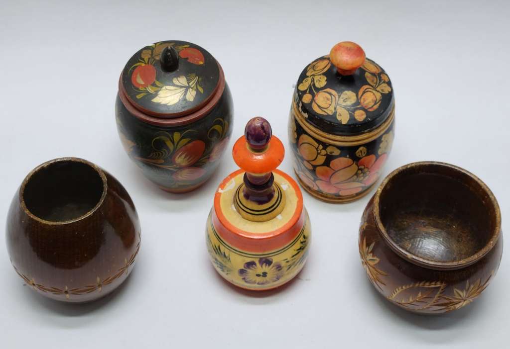 Набор сувениров Посуда и вазы из дерева хохлома  5 предметов (сост. на фото)