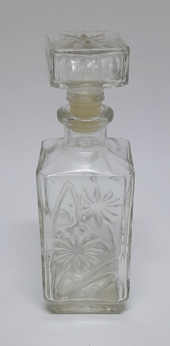 Графин, стекло, СССР (сост. на фото)