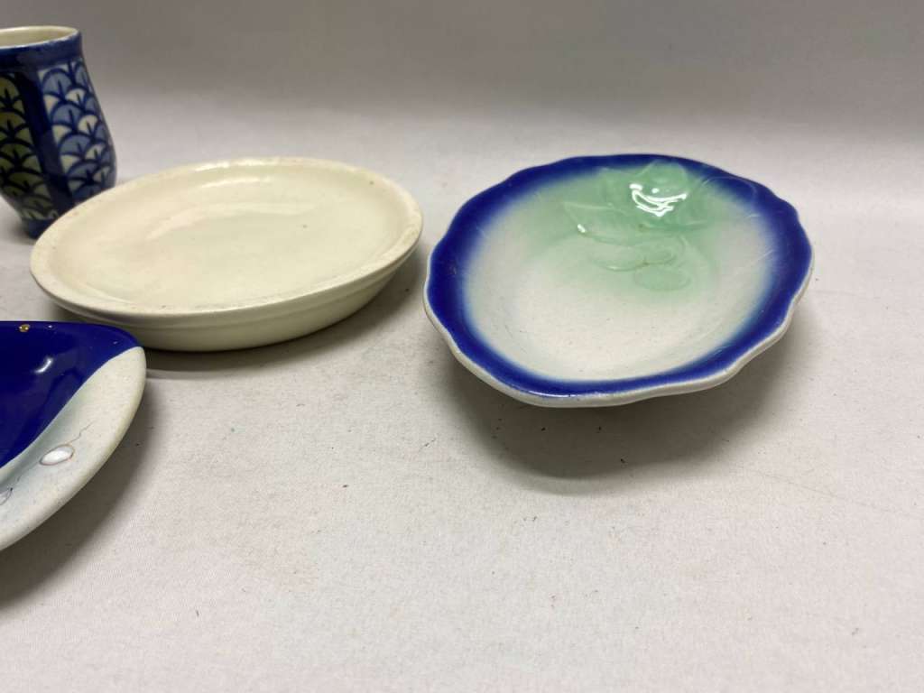 Селедочница, салатники, чашка