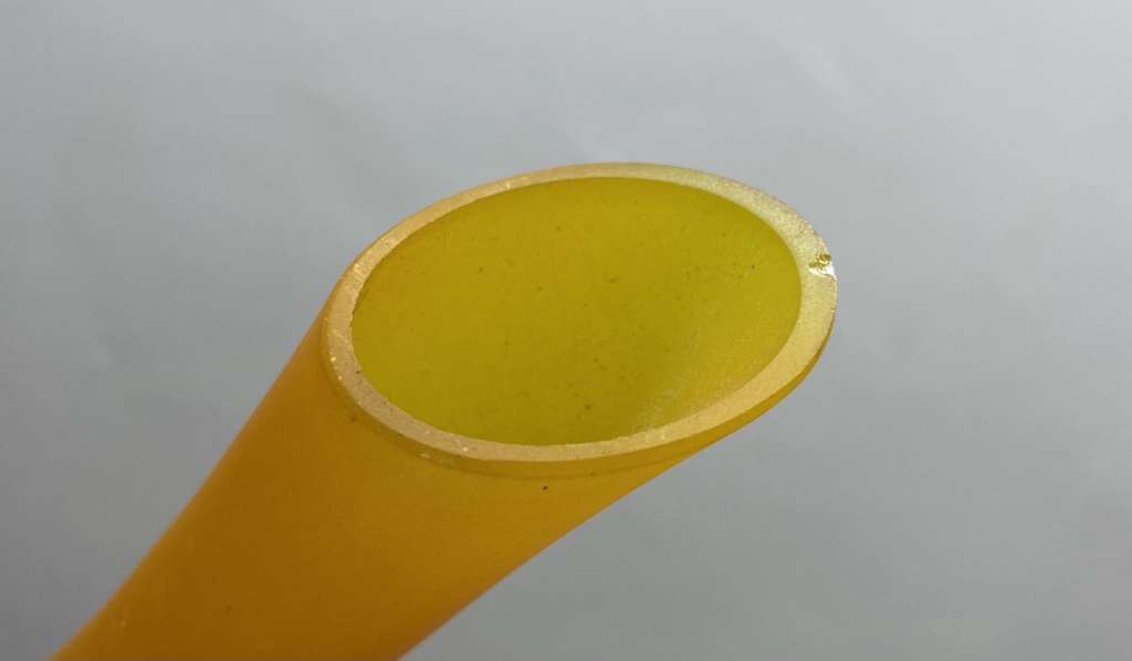 Ваза цветное матовое стекло 24 см