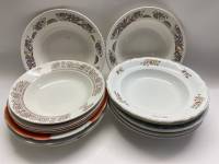 Тарелки суповые с разными рисунками 13шт