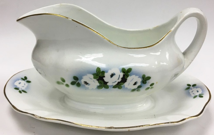 Соусница соусник Конаково 1920 год  Фарфор РСФСР сост. на фото