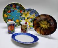 Блюдо сервировочное фарфор 4 шт и 2 кружки яркие цветные