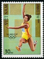 (1983-061) Марка Вьетнам "Прыжки в длину"    Летние ОИ 1984, Лос-Анджелес III O