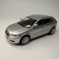 Audi A3 Sportback 8P New Ray масштаб 1:43 без коробки