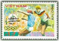 (1990-153) Марка Вьетнам "Футбол (5)"    ЧМ по футболу 1990, Италия III O