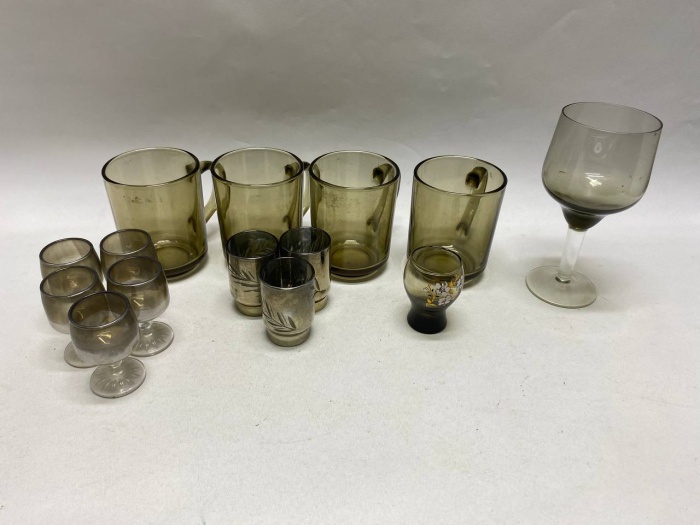 Стопки 9 шт, 4 чашки и бокал