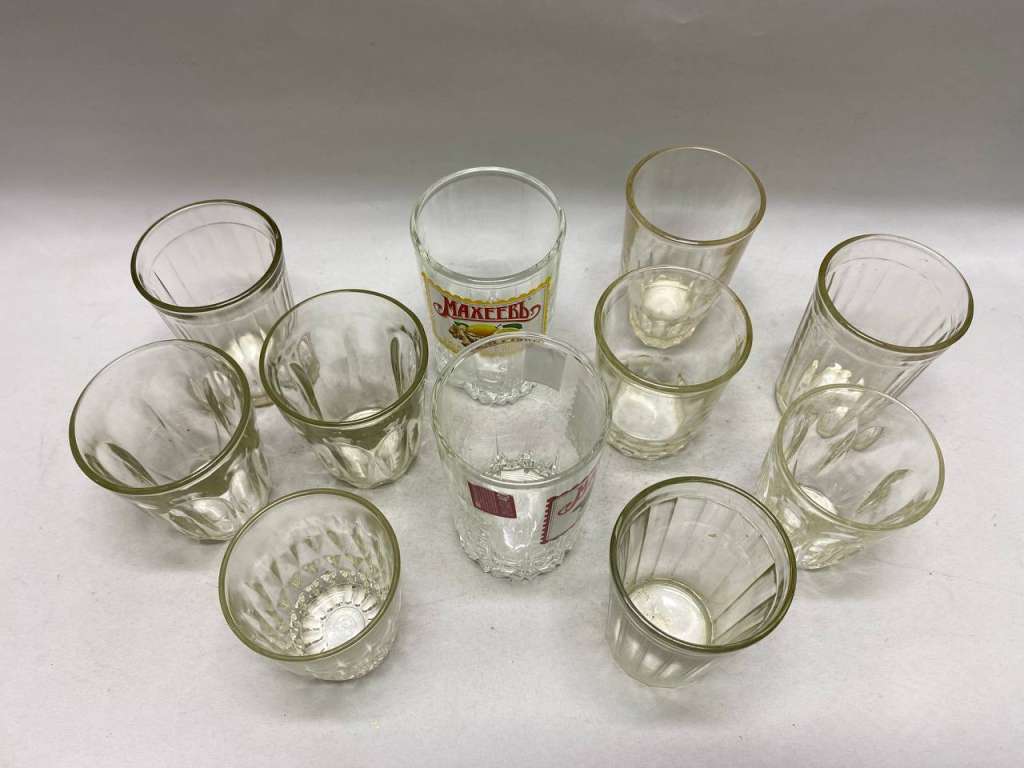 Стаканы разной формы 11 шт