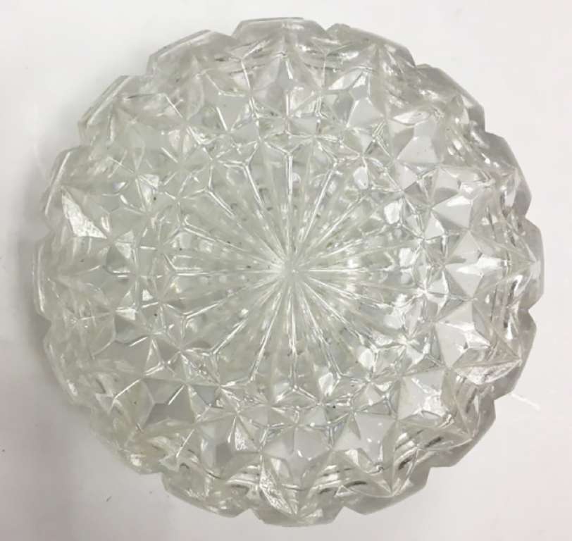 Шкатулка, хрусталь (сост. на фото)