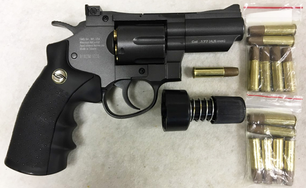 Револьвер пневматический газобаллонный Gletcher SW R25, металл (сост. на фото)