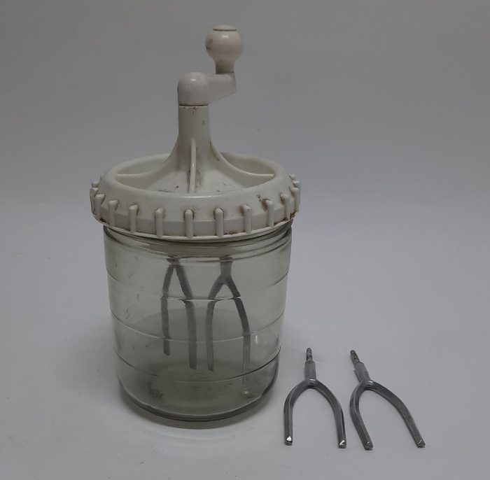 Кремовзбивалка, СССР (сост. на фото)