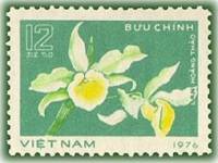 (1977-027) Марка Вьетнам "Дендробиум"  зеленая  Орхидеи III Θ