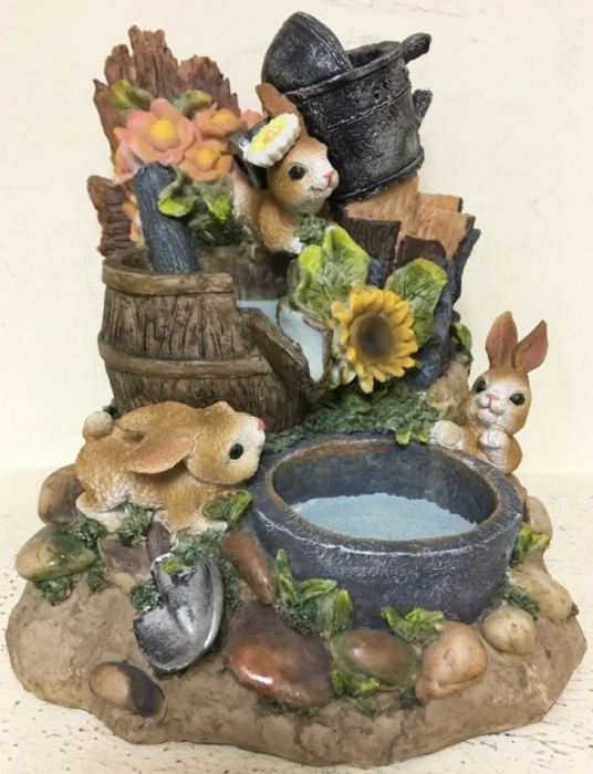 Декоративный фонтан &quot;Зайчата&quot; (сост. на фото)