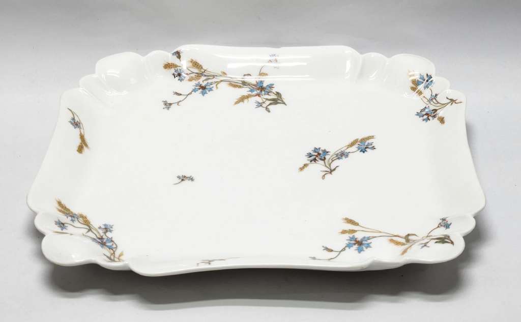 Блюдо Фарфор Frank Haviland Limoges Франция 1910-1914 годы 27,5 *31,5 см (есть скол)