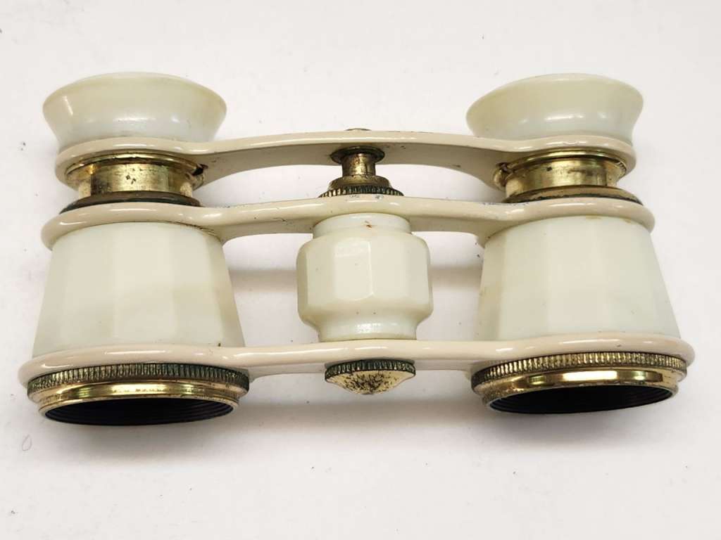 Бинокль театральный СССР в оригинальном чехле