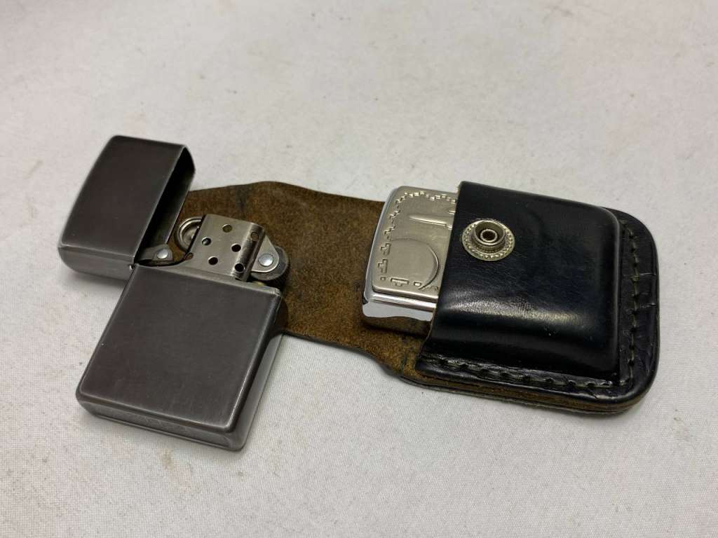 Зажигалка Zippo 2 шт + бензин + кремний + фитиль