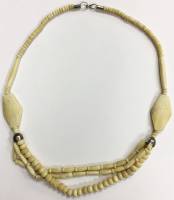 Бусы, предположительно слоновая кость (сост. на фото)