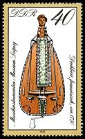 (1979-065) Марка Германия (ГДР) "Шарманка (1750)"    Музыкальные инструменты II Θ