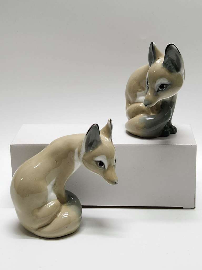 Статуэтки фигурки Лисята 2 штуки фарфор ЛЗФИ