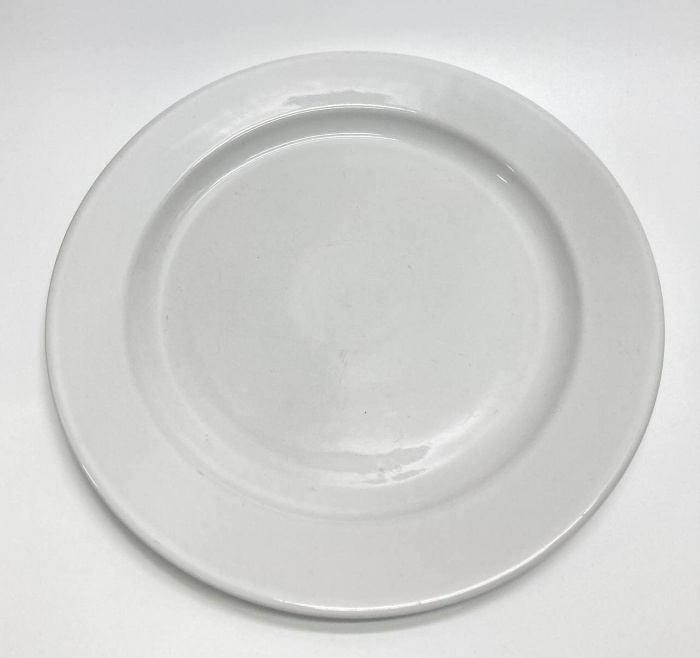 Блюдо фарфоровое белое, круглое