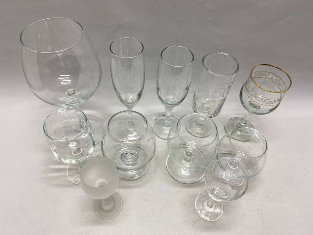 Бокалы стаканы 11 шт разной высоты набор