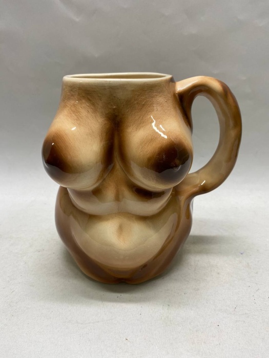 Пивная кружка керамика женская фигура
