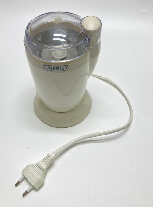 Кофемолка электрическая, Энерджи EN-207, рабочая