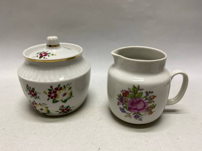 Молочник Пролетарий и сахарница Вербилки