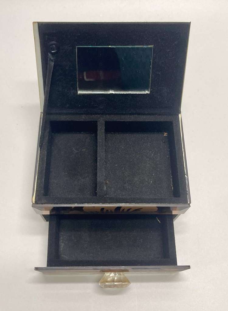 Шкатулка стеклянная