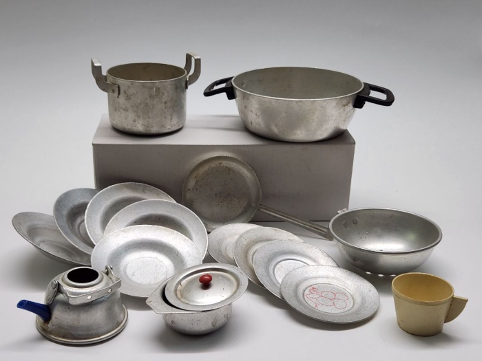 Детская посудка мини алюминий (16 предметов)