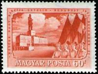 (1951-069) Марка Венгрия "Шествие с флагами (Красная)"    72 года со дня рождения Сталина III Θ
