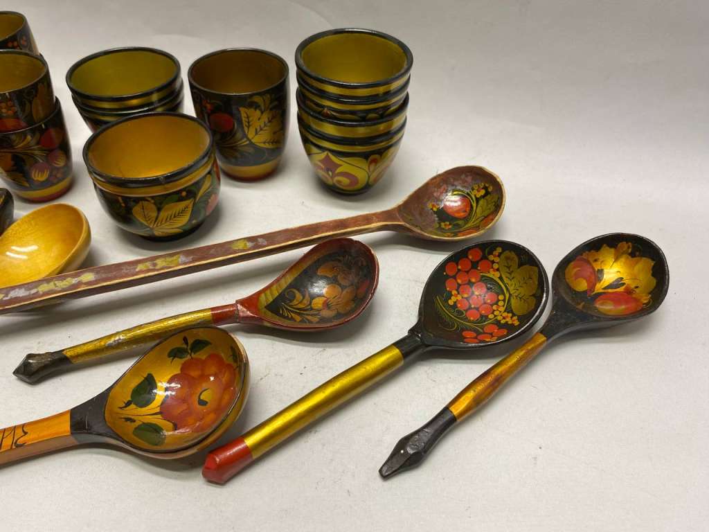 Деревянная посуда Хохлома 7 ложек и 10 стаканчиков СССР