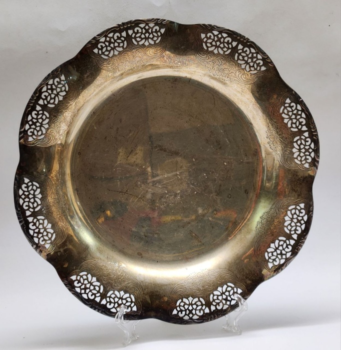 Блюдо металл антикварное ажурные края диаметр 30 см