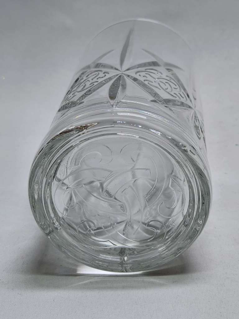 Ваза хрустальная высота 15,5 см