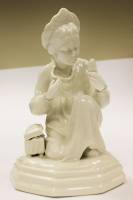 Статуэтка "Девушка с зеркалом", ЛЗФИ, 50-60-е гг., не раскрашена (состояние на фото)