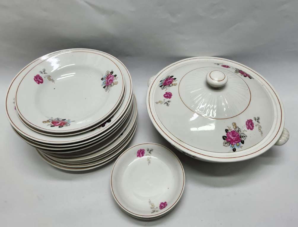 Столовый сервиз 15 предметов Северная Корея