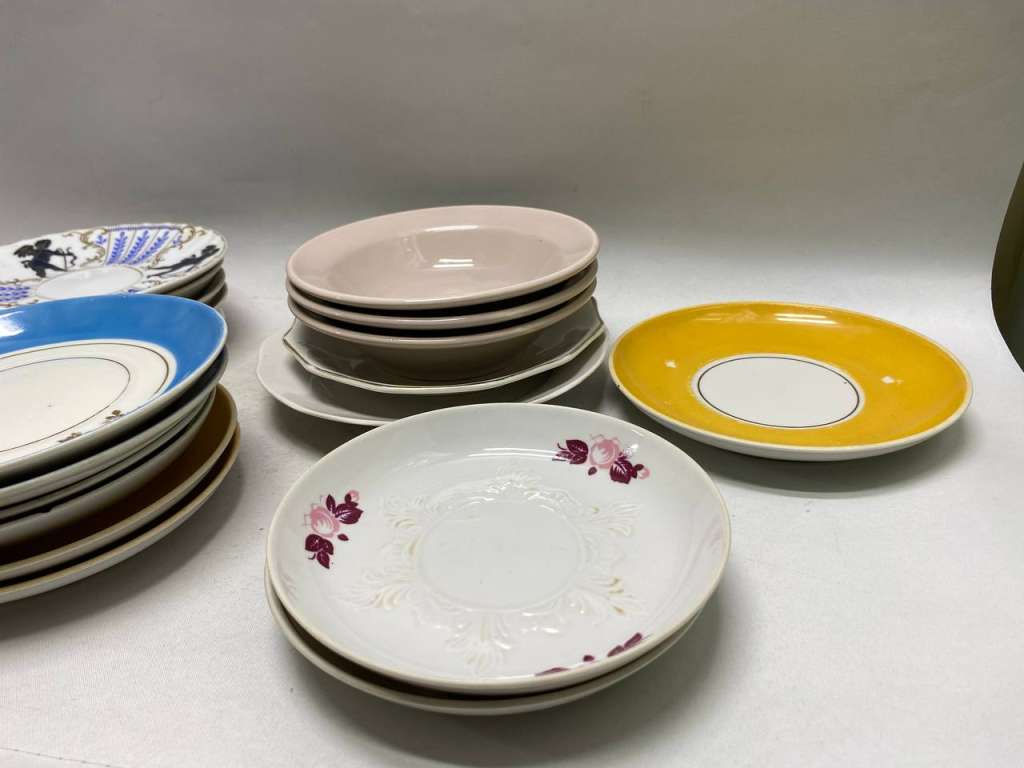 Блюдца чайные 20 шт, разный дизайн