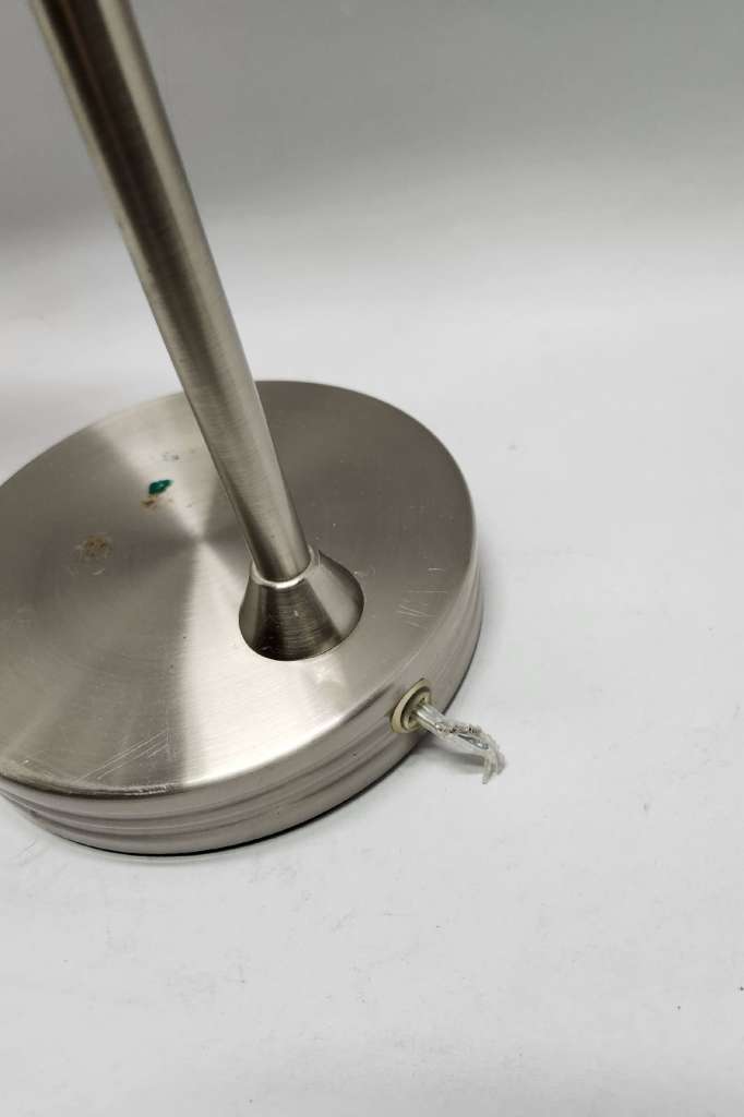 Лампа настольная Camelion KD-428 (провод отсутствует)