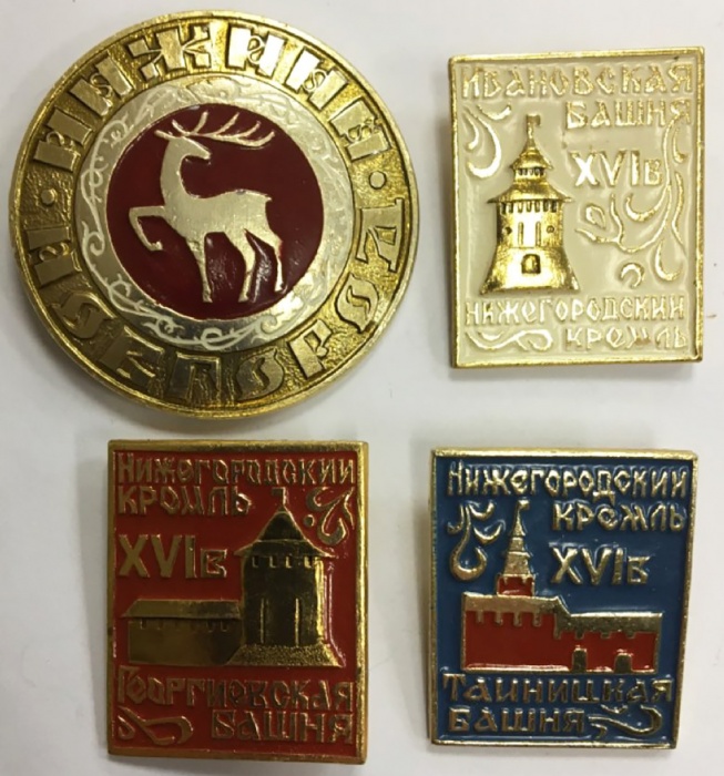 Набор значков знаков (4 шт.) СССР &quot;Башни&quot; На булавке 