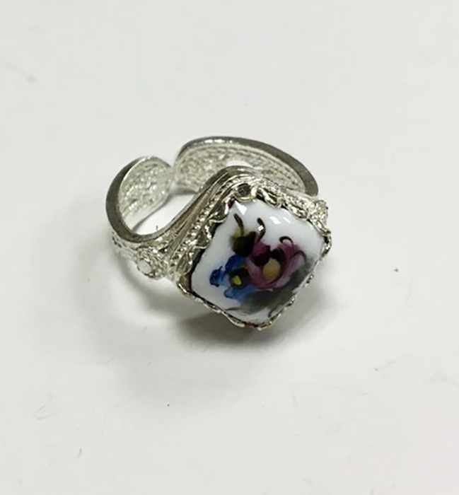 Перстень "Финифть", серебрение (сост. на фото)