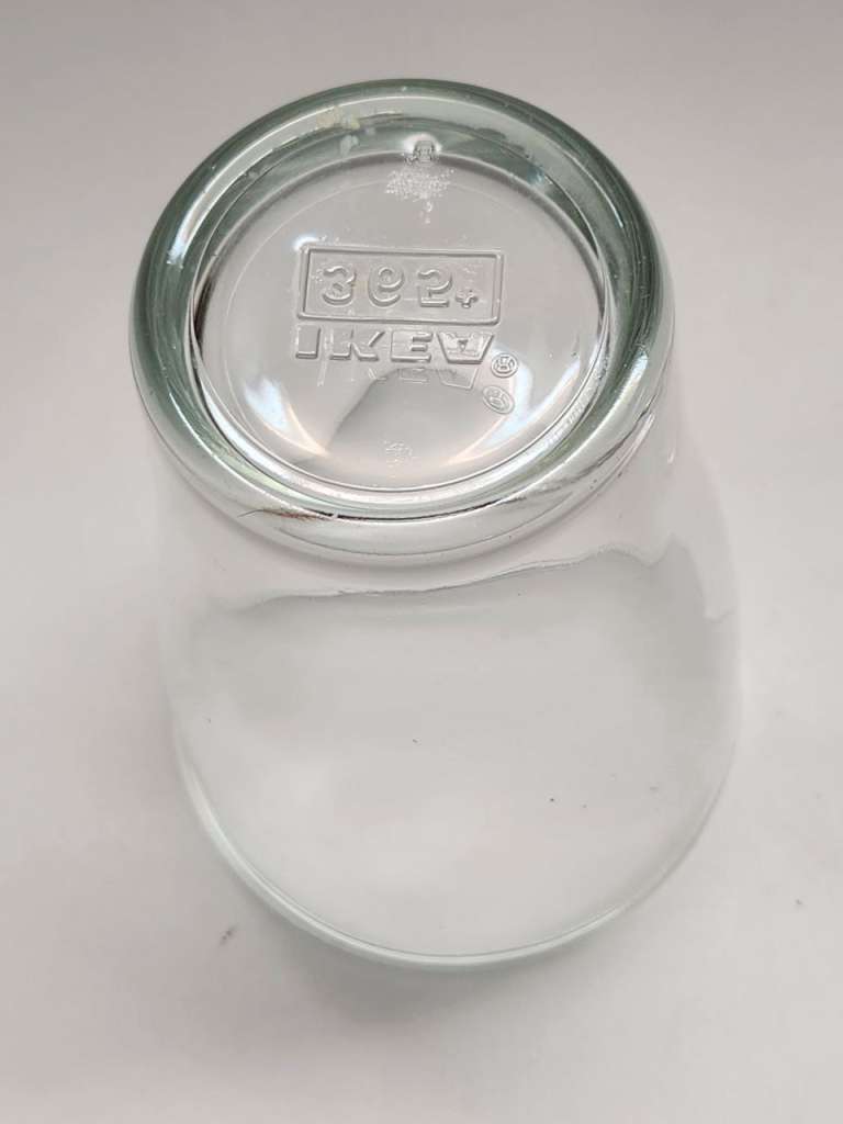 Кувшин - графин с крышкой и 9 раных стаканов