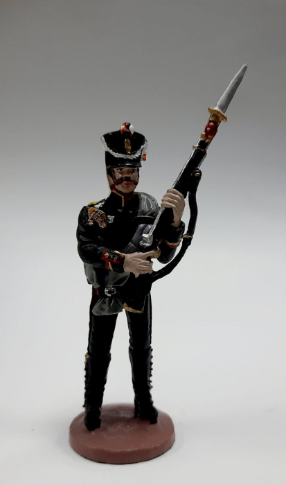 Оловянный солдатик &quot;Унтер-офицер 4-го егерского полка, 1812 г.&quot;