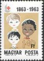 (1963-052) Марка Венгрия "Мальчики разных народов"    100 лет организации Красный Крест III Θ