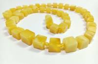 Бусы янтарь желток на застежке с кубическими бусинами длина 47 см 18 гр (новые)