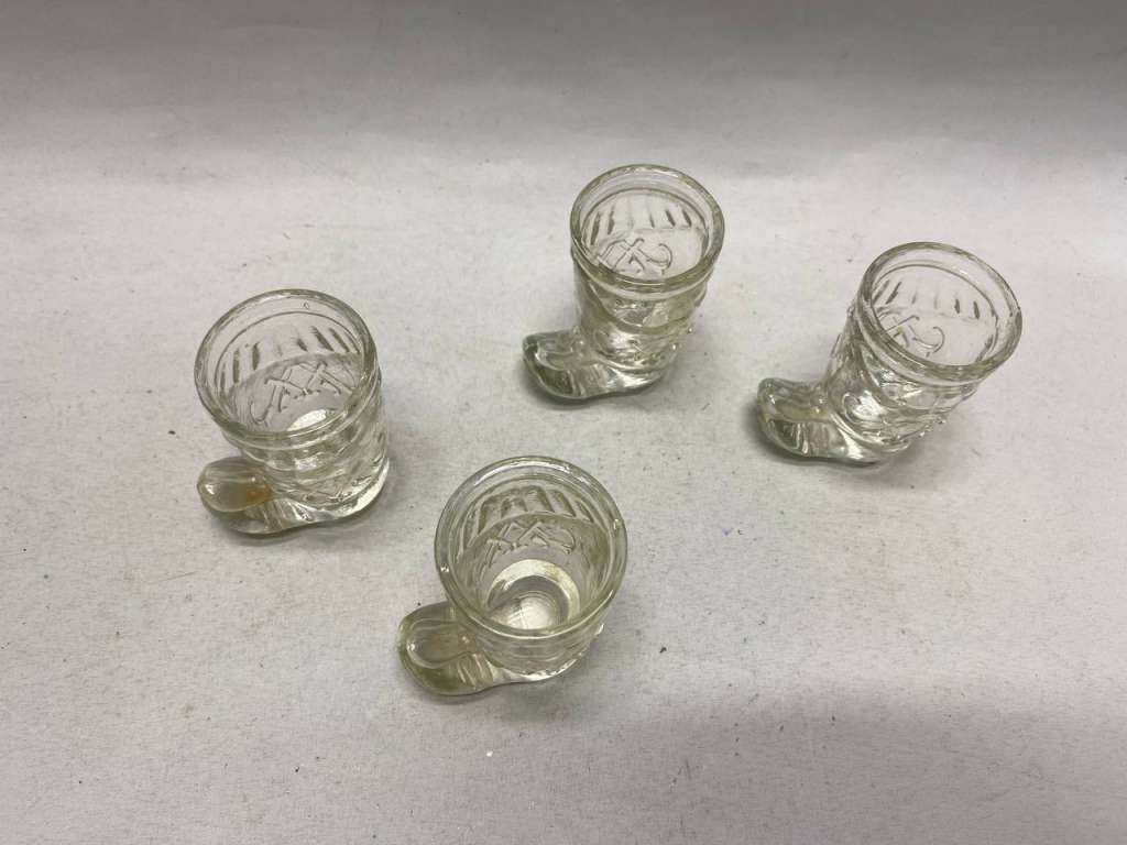 Рюмка сапожок стекло СССР, 4 шт