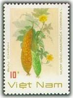 (1988-090) Марка Вьетнам "Момордика харанция"    Овощи III O