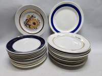 Тарелки 22 штуки десертные обеденные разные (диаметр 18, 20 см)